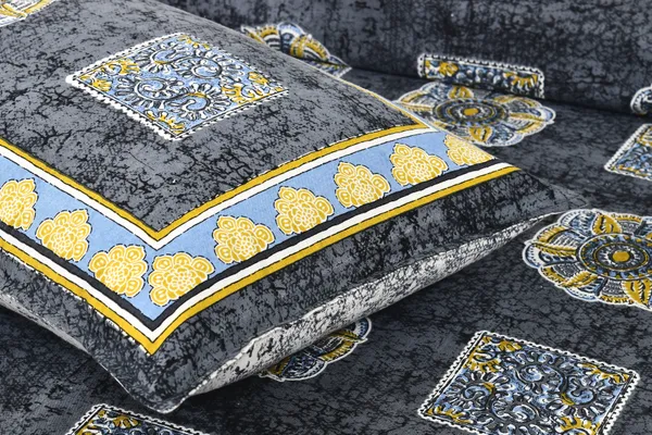 Blue_Cotton_Feel_Geometric_Print_Bedding_Set_108_X_108_Inch