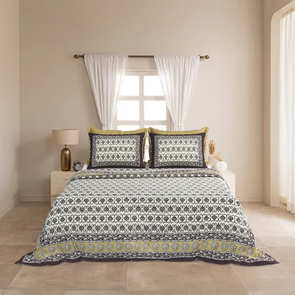 Blue_And_White_Cotton_Feel_Printed_Bedding_Set_100_X_108_Inch