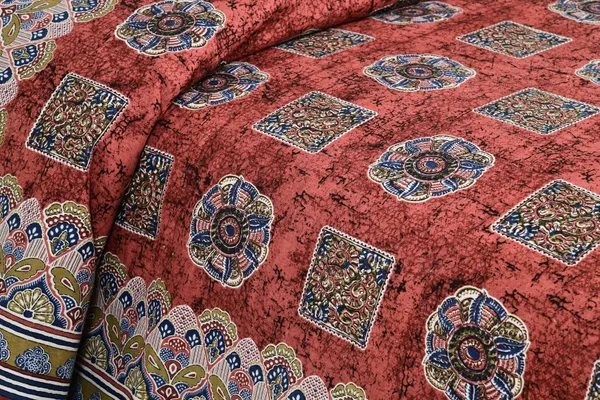Coral_Red_Cotton_Feel_Printed_Bedding_Set_108_X_108_Inch