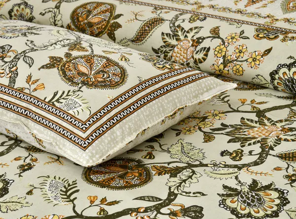 Yellow_And_Beige_Cotton_Feel_Floral_Embroidery_Cushion_Cover_100_X_108_Inch