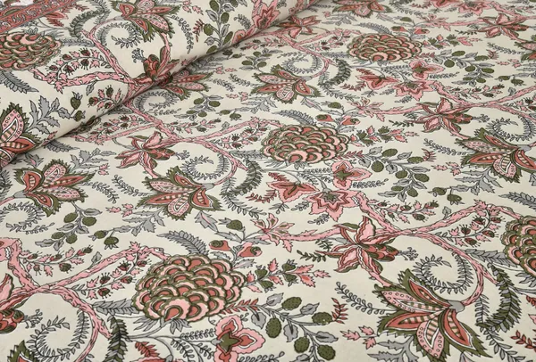 Pink_And_Green_Cotton_Feel_Printed_Pillow_Cover_100_X_108_Inch