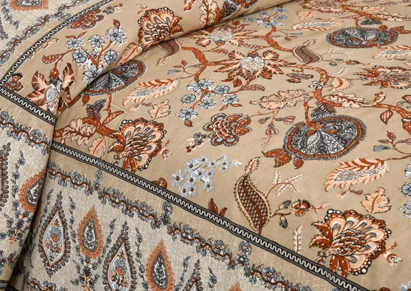 Brown_And_Beige_Cotton_Feel_Printed_Bedding_Set_100_X_108_Inch