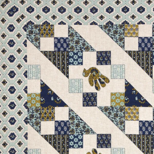 Blue_And_Green_Cotton_Feel_Geometric_Print_Bedding_Set_95_X_108_Inch