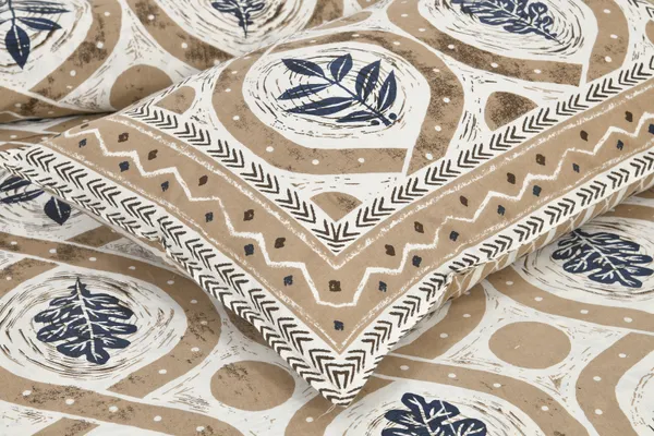 Beige_And_Navy__Cotton_Feel_Printed_Bedding_Set_108_X_108_Inch