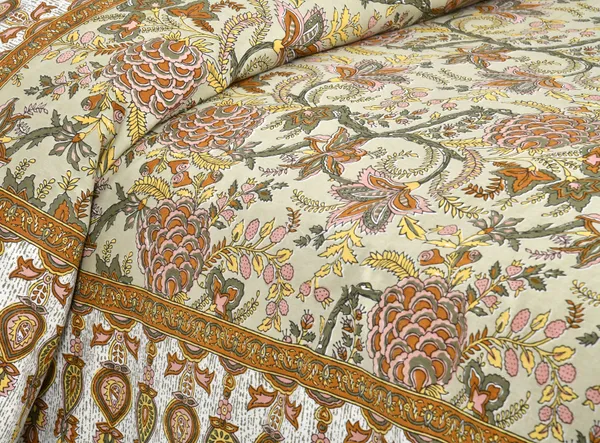 Green_Cotton_Feel_Printed_Bedding_Set_100_X_108_Inch