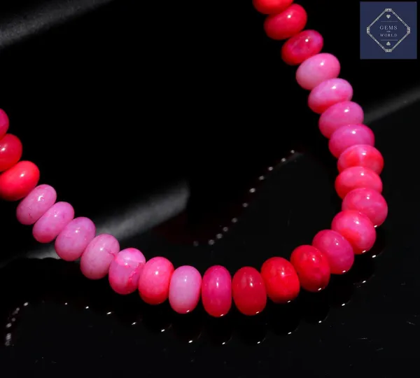 Vibrant_Pink_Ombre_Jade_Beaded_Necklace