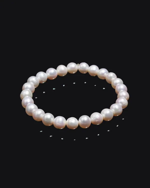 Elegant_White_Pearl_Beaded_Bracelet_For_Women