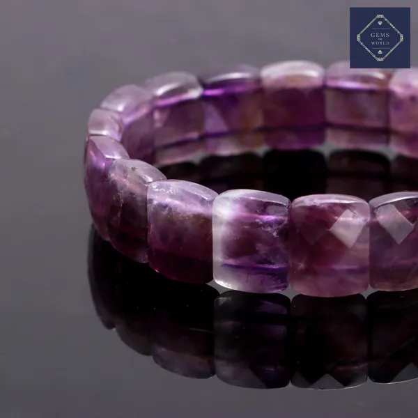 Natural_Amethyst_Faceted_Gemstone_Bracelet_Purple_Crystal_Beaded_Stretch_Bracelet