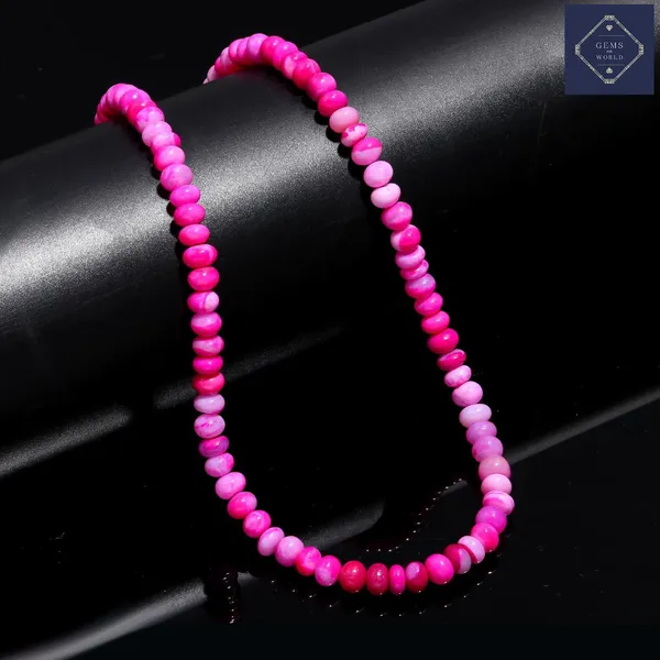 Pink_Beaded_Necklace_With_Faceted_Gemstone_Beads
