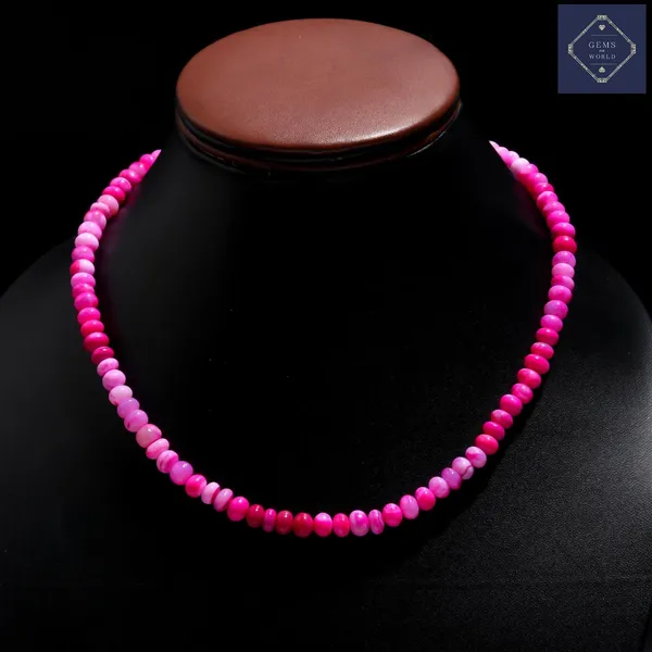 Pink_Beaded_Necklace_With_Faceted_Gemstone_Beads