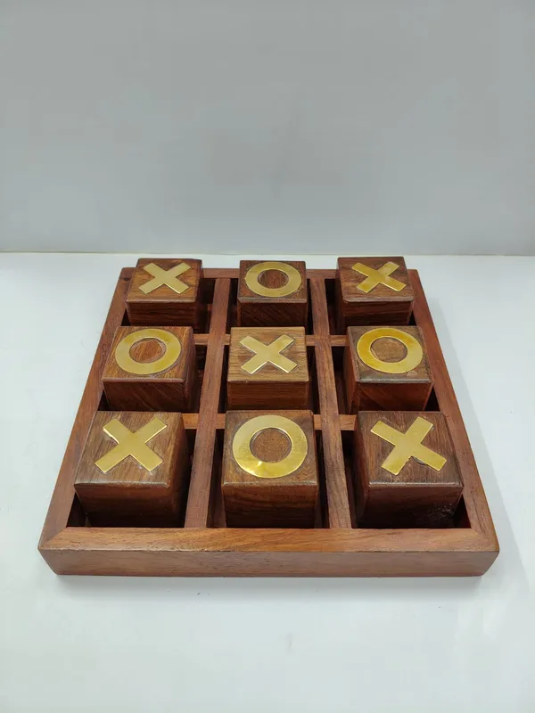 Wooden_Tic_Tac_Toe_Board_Game_Set