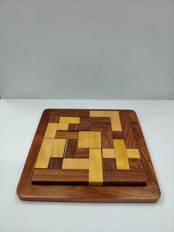 Wooden_Two-Tone_Tetris_Puzzle_Game