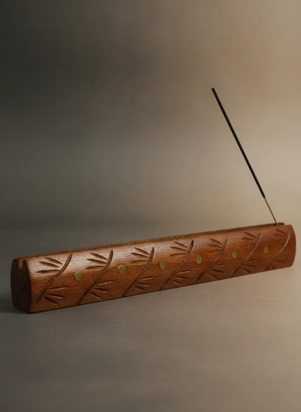 Wooden_Card_And_Certificate_Display_Stand