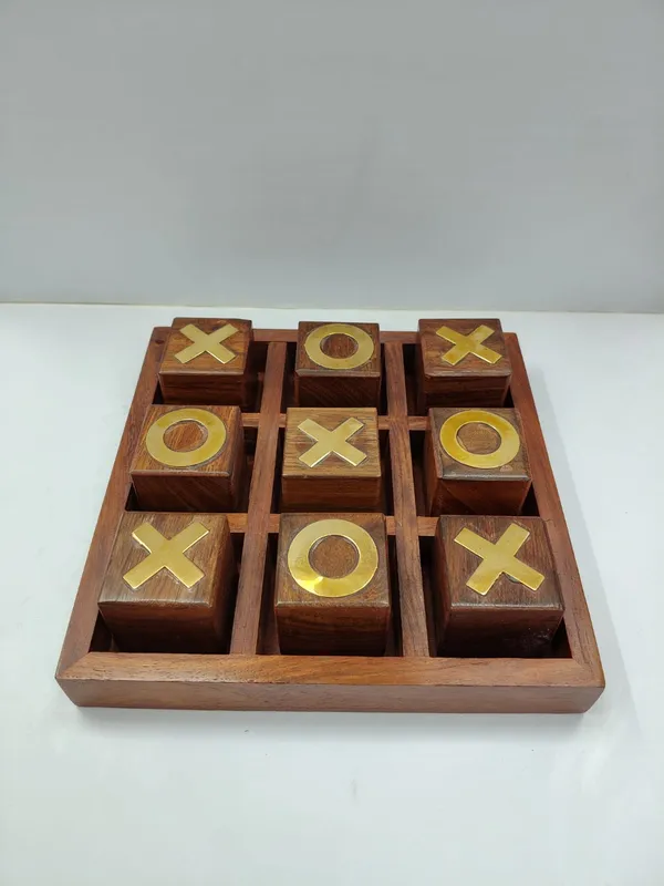 Wooden_Tic_Tac_Toe_Board_Game_Set