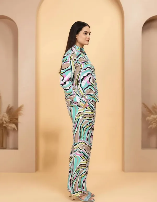 CORDSET_BUTTERFLY_PRINT