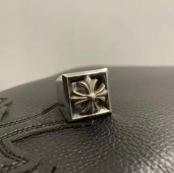 Silver_Titanium_Steel_Relic_Ring_For_Men