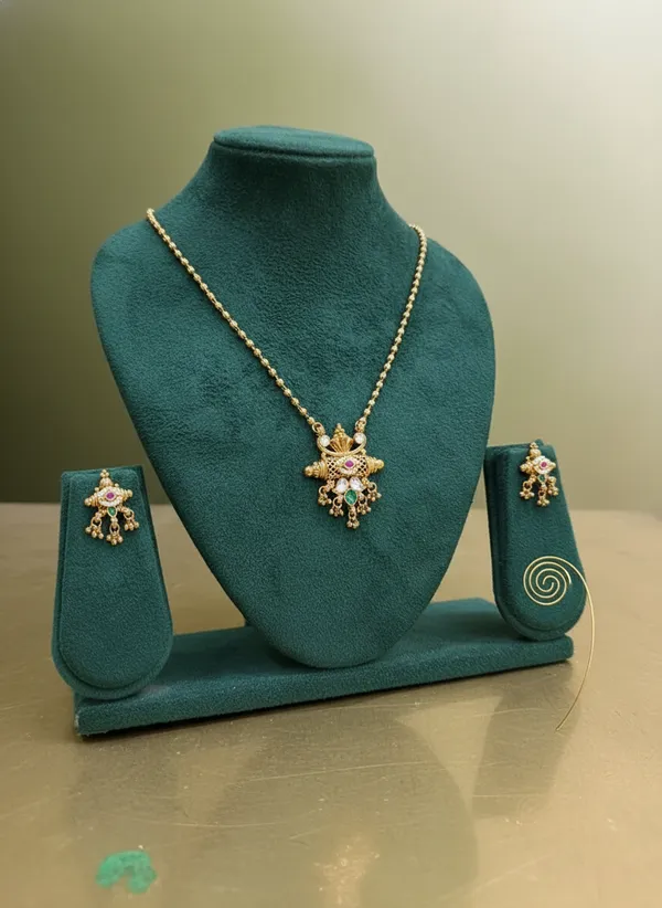 Gold-Tone_Temple_Necklace_Set_With_Multicolour_Stones