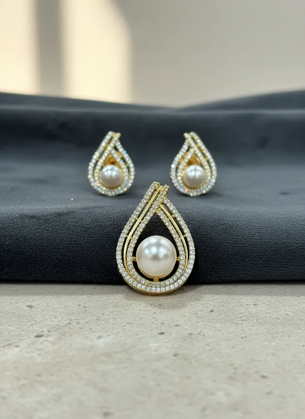 Gold_Teardrop_Pearl_Pendant_Set_With_Cz_Border