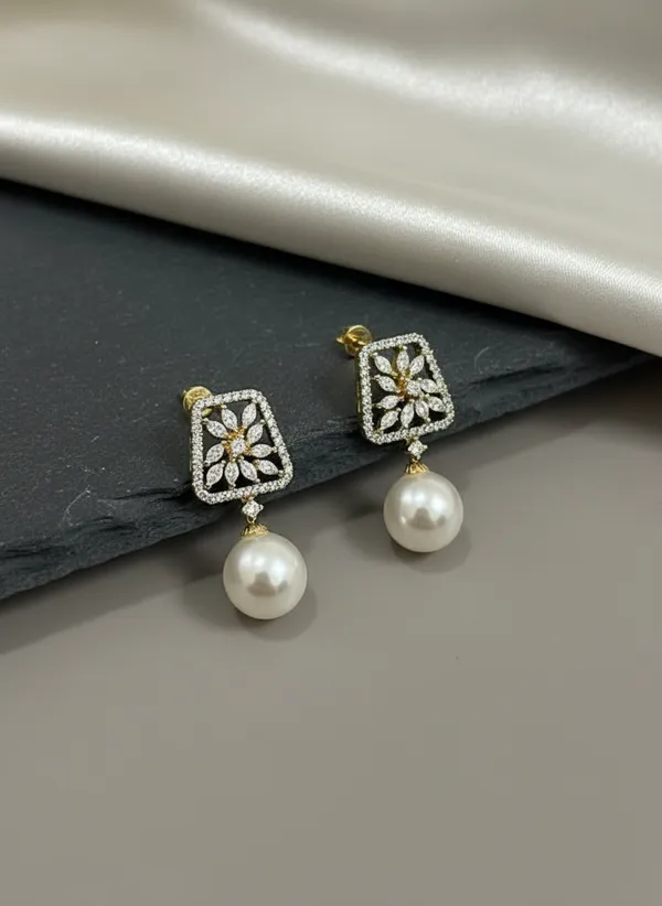 Floral_Lattice_Cz_Earrings_With_South_Sea_Pearl_Drop
