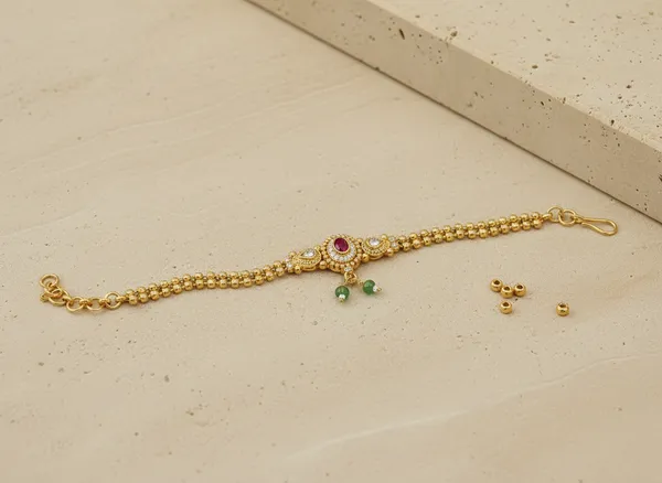 Antique_Gold_Bracelet_With_Ruby_Oval_Centrepiece