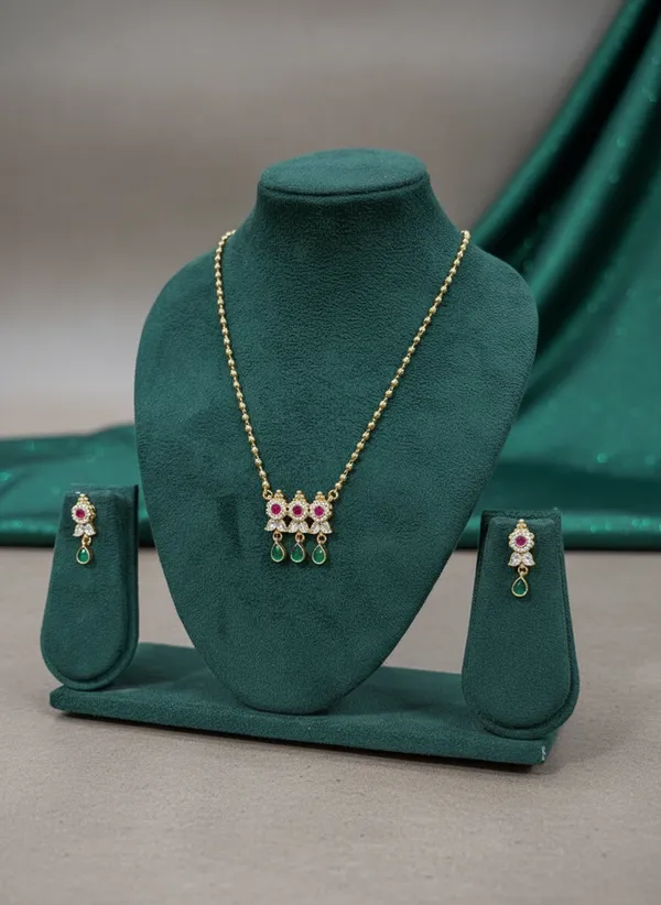Antique_Gold_Triple_Floral_Necklace_Set_With_Emerald_Drops