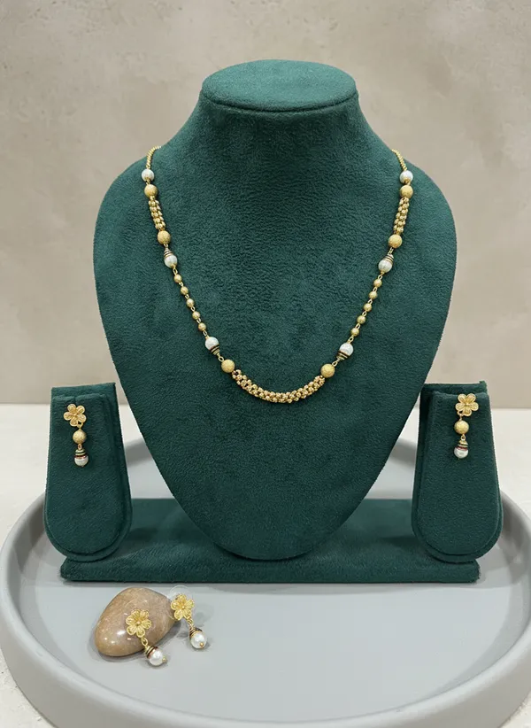 Gold_Ball_And_Pearl_Beaded_Necklace_Set_With_Flower_Drop_Earrings