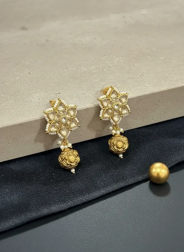 Gold_Polki_Flower_And_Jhumka_Drop_Earrings
