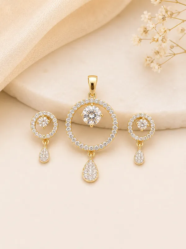 Gold_Solitaire_Circle_Cz_Pendant_Set_With_Teardrop
