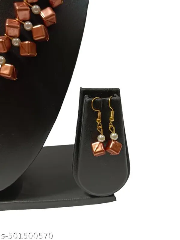 Brown_Handmade_Pearl_Jewellery_Set_For_Women