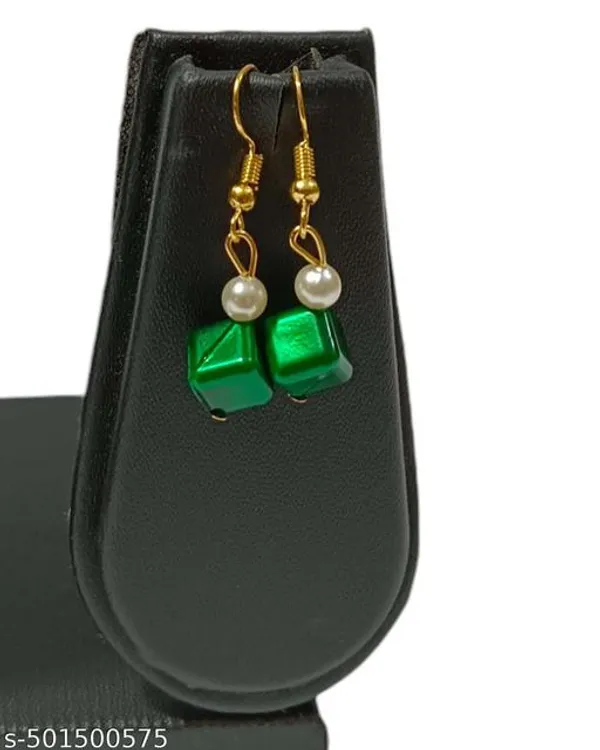 Green_Handmade_Pearl_Jewellery_Set_For_Women