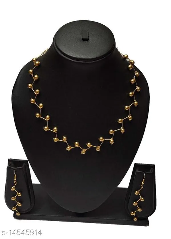 Gold_Shimmering_Graceful_Jewellery_Sets_For_Women