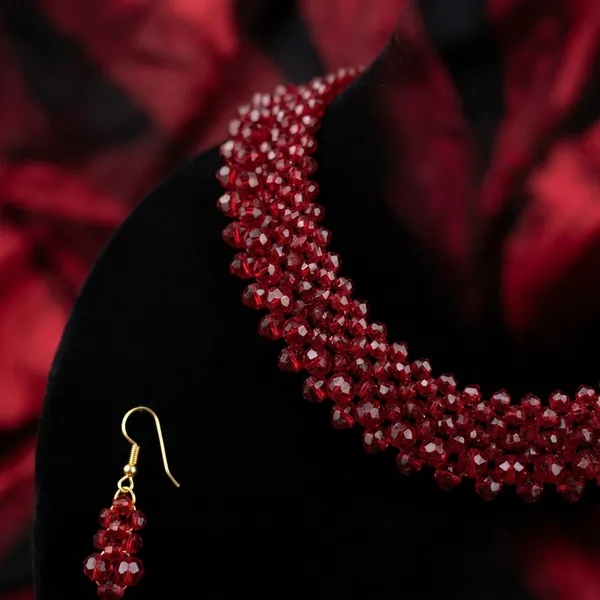 Bridal_Crystal_Maroon_Necklace_Set_For_Women