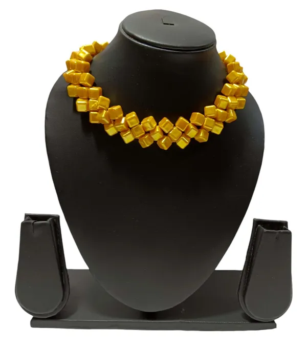 Yellow_Traditional_Amber_Yellow_Square_Bead_Necklace_And_Earrings_Set_For_Women