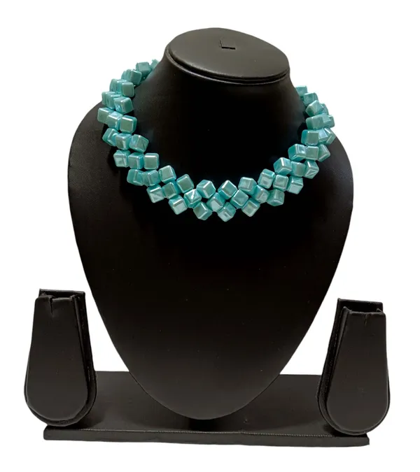 Turquoise_Stone_Beaded_Necklace_And_Earrings_Set_For_Women