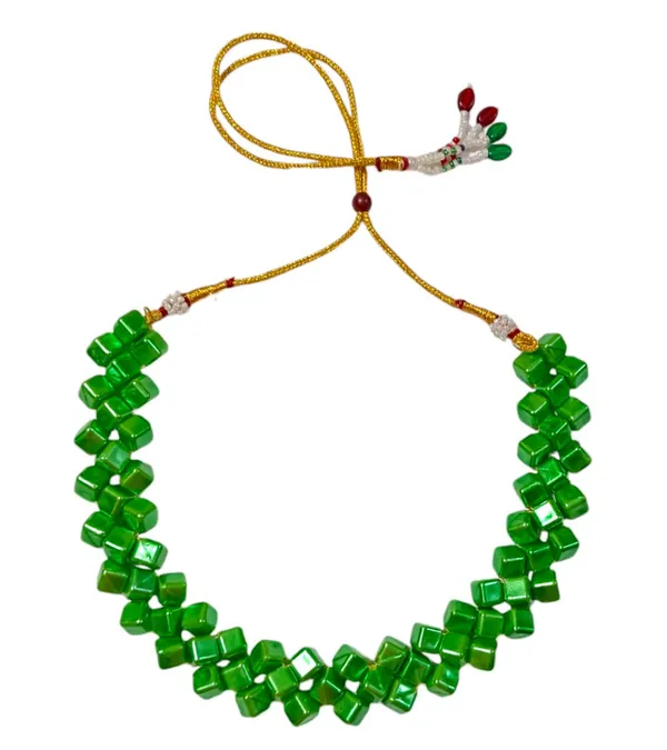 Parrot_Green_Beaded_Necklace_And_Earrings_Set_Adjustable_Cord_Style_Jewellery_For_Women