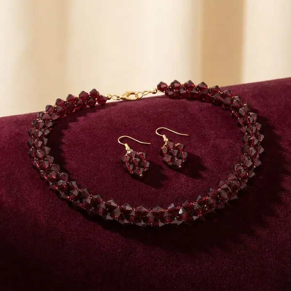 Elegant_Burgundy_Beaded_Jewelry_Set_-_Necklace_And_Earrings