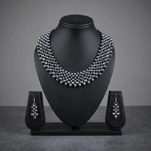 Sparkling_Oxidized_Silver_Beaded_Necklace_Set_With_Matching_Earrings