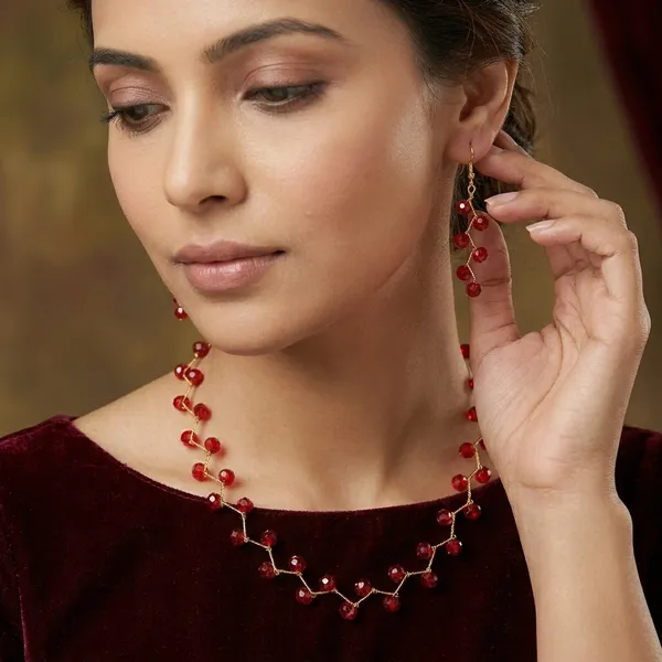 Maroon_Handmade_Zigzag_Crystal_Beads_Jewellery_Set_Pack_Of_2_Necklace_Set_Combo_For_Women