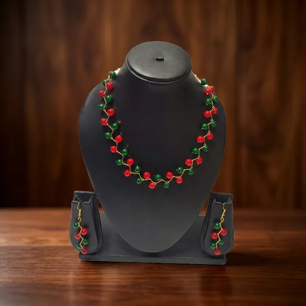 Red_And_Green_8_No_Zigzag_Jewellery_Set_