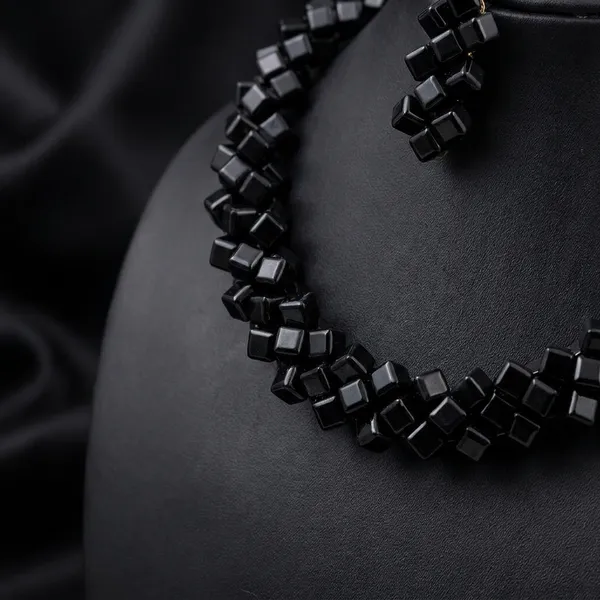 Black_Handmade_Pearl_Jewellery_Set_Black_For_Women