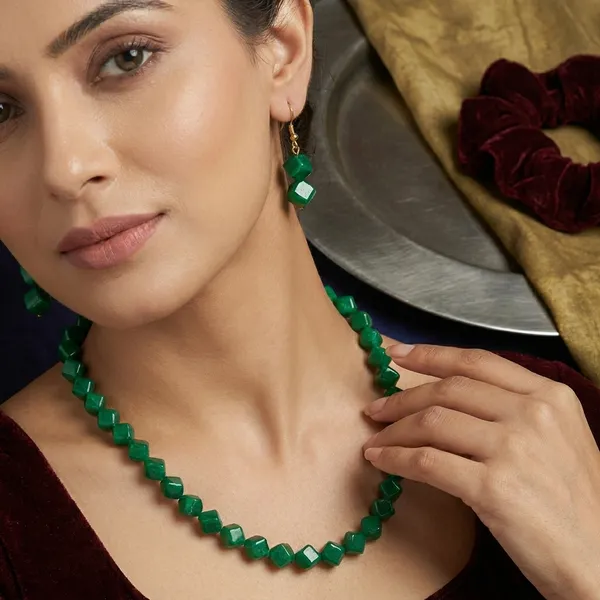 Green_Square_Single_Line_Jewellery_Set_For_Women