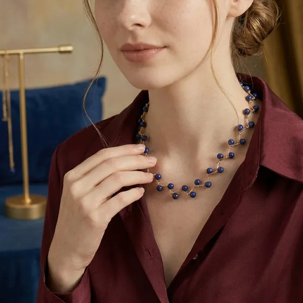 Blue_Radiance_Zig_Zag_Statement_Necklace_For_Women