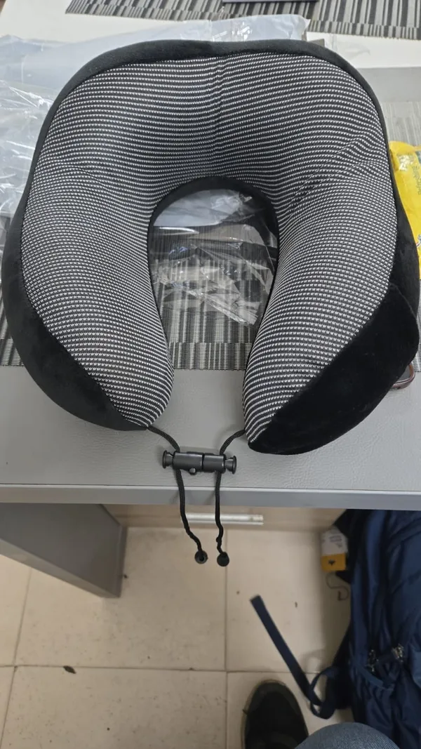 Ergonomic_U-Shaped_Memory_Foam_Travel_Neck_Pillow