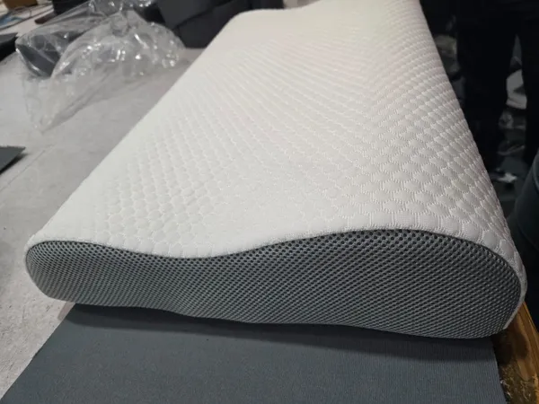 Premium_Orthopaedic_Cervical_Pillow