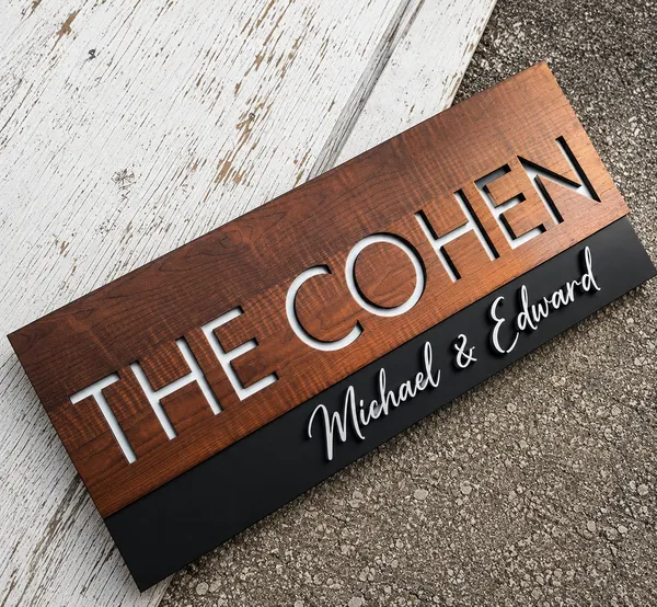 Modern_Wooden_House_Name_Plate