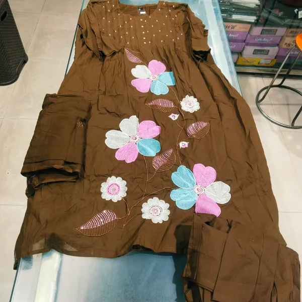 Brown_Premium_And_Elegant_Embroidered_Kurti
