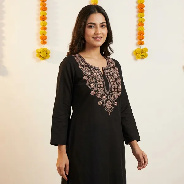 Embroidered_Black_Short_Kurta_With_Golden_Detailing