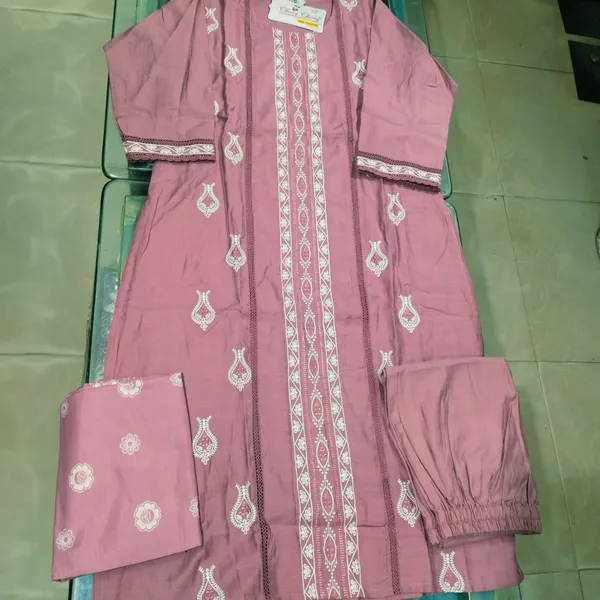 Pink_Embroidered_Kurta_Set_With_Dupatta_And_Pants