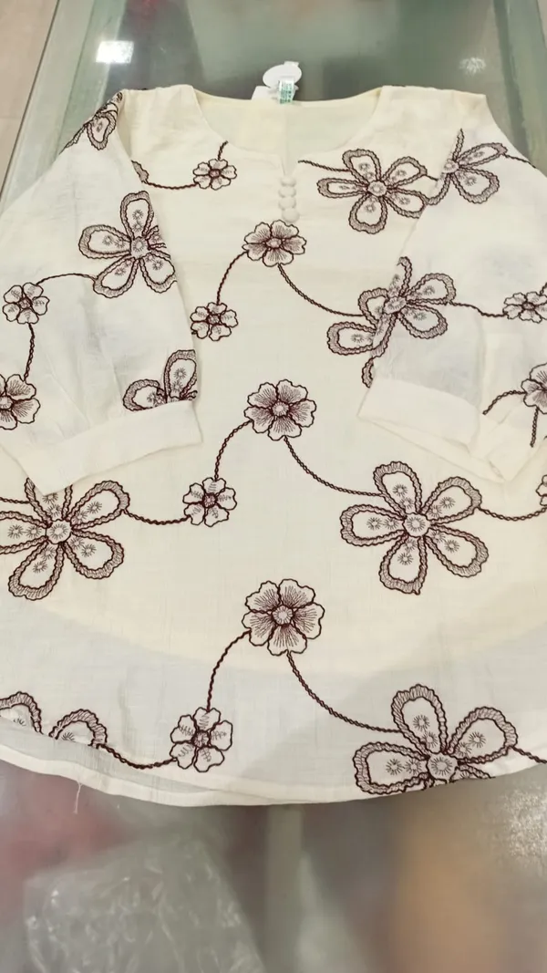 Cream_Premium_Floral_Embroidered_Kurta