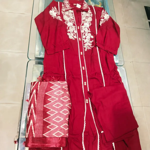 Red_Embroidered_Kurta_Set_With_Dupatta